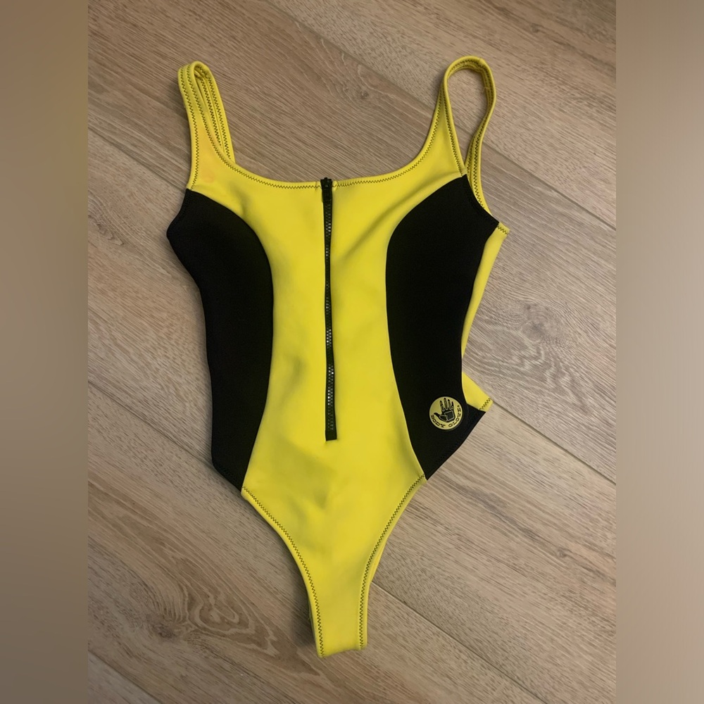 Vintage Body Glove zip up Surf Suit.